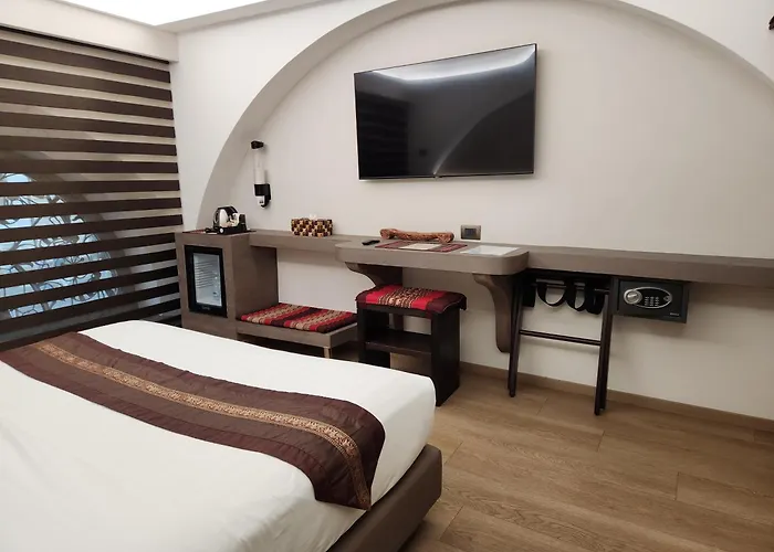 Arcadian Suite&rooms Pensión Turín