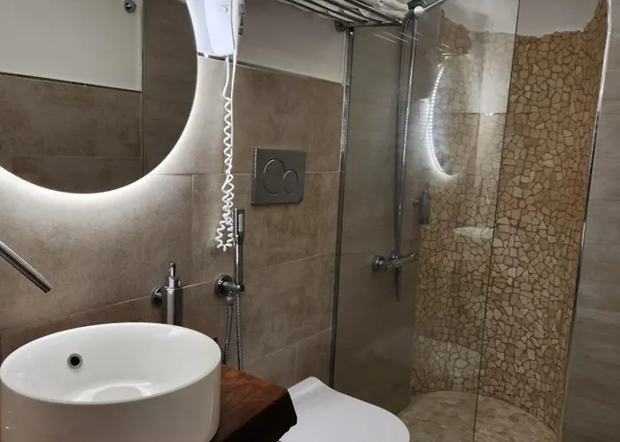 ゲストハウス Arcadian Suite&rooms 4*